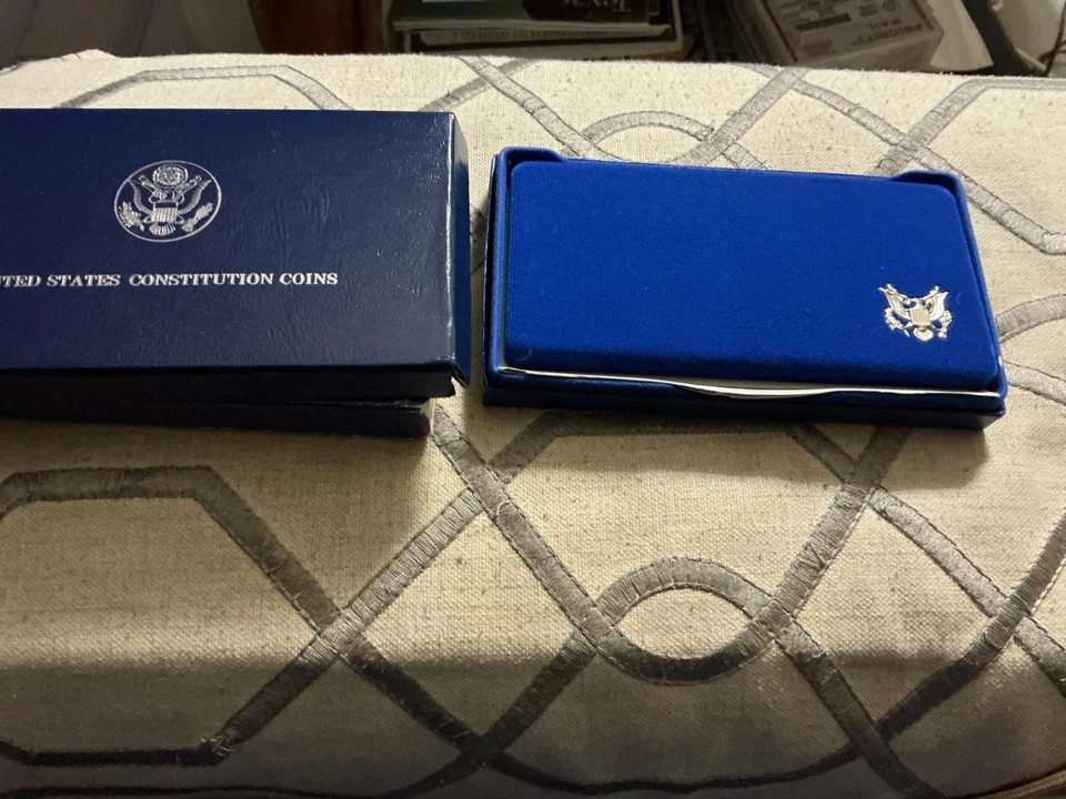 1986 United States Liberty Coins 2 coins plus OGP w/ box, outerbox & sleeve - Image 2 of 4