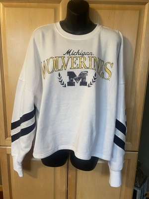 NWT MICHIGAN WOLVERINES SWEATSHIRT RIVALRY THREADS 91  White Women s Size Large
