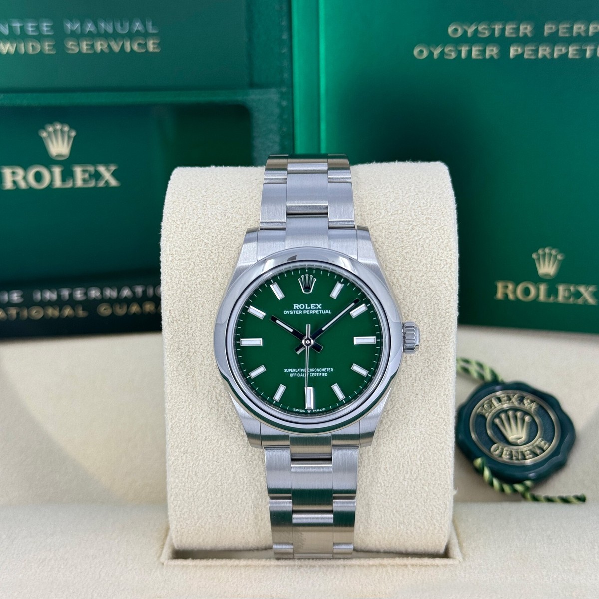 2025 Rolex Oyster Perpetual, 31mm Green, Unworn Full Set, 277200