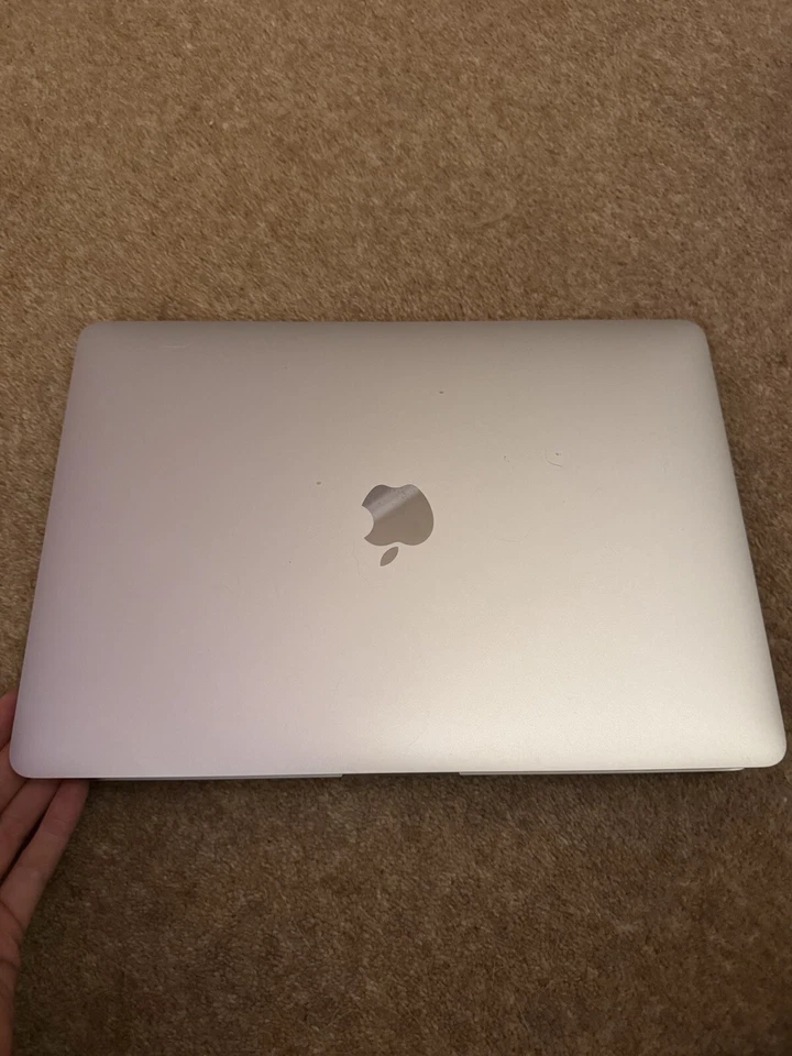Apple MacBook Pro 13" 2017 · i5 · 8GB · 256GB, photo 1 of 5