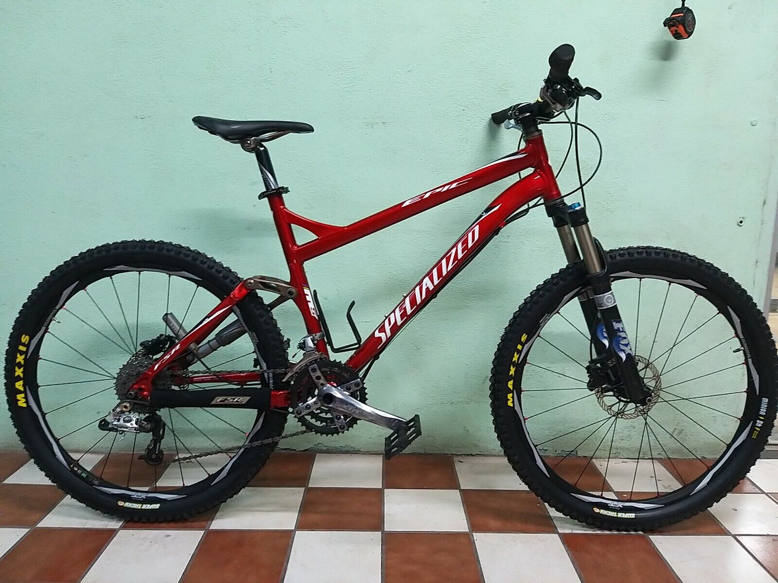 Specialized Epic FSR M5 , 27 speed, Fox Float, Shimano sRam mix Large. 2008