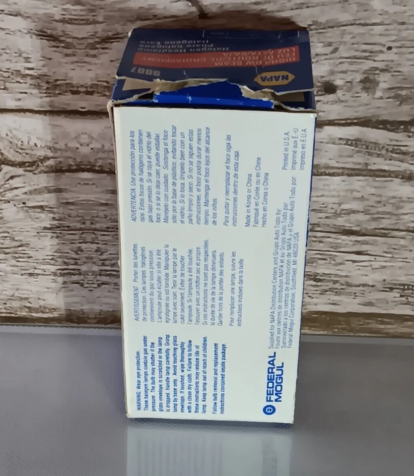 NAPA High/Low Beam Halogen Headlamp 9007 12V Bulb Headlight Lens Type HB5 Bulbs - Image 2 of 4