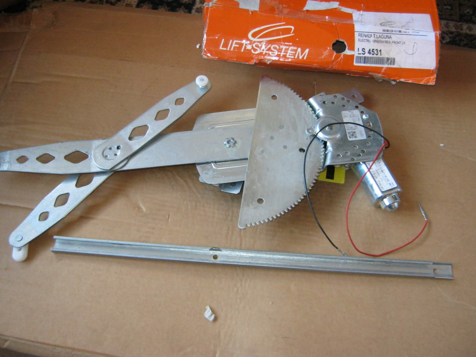 Renault Laguna window regulator front L/H - LS 4531