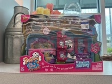 Puppy In My Pocket  Friends Newborn Nursery Puppy Family Playset 2009 Brand New