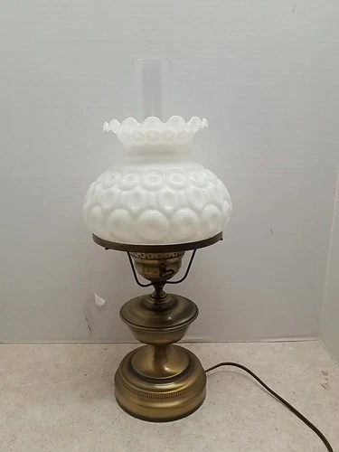Milk Glass Moon And Stars VTG Table Lamp,See Pics