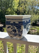 antique chinese blue and white porcelain Jardiniere Planter 