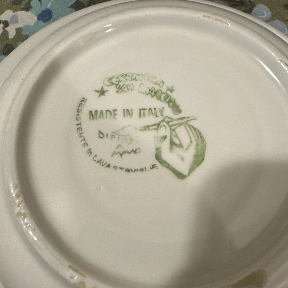 Керамическая чаша Sam Marciano 8,5 дюйма с желтыми цветочными цветами и оранжевым ободком - Изображение 3 из 4