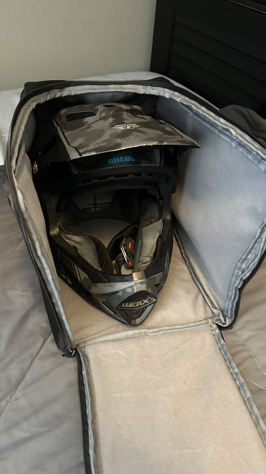 Picture 4 of 5