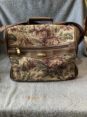 Jaguar Travel Bag 10 high X 12  Wide X 8  Deep