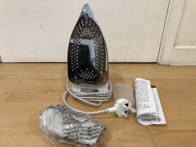 russell hobbs supreme steam 2400w