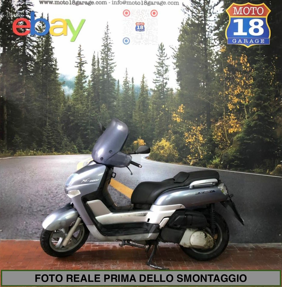 Sono Disponibili Ricambi scooter usati Yamaha XC 300 Versity 2003