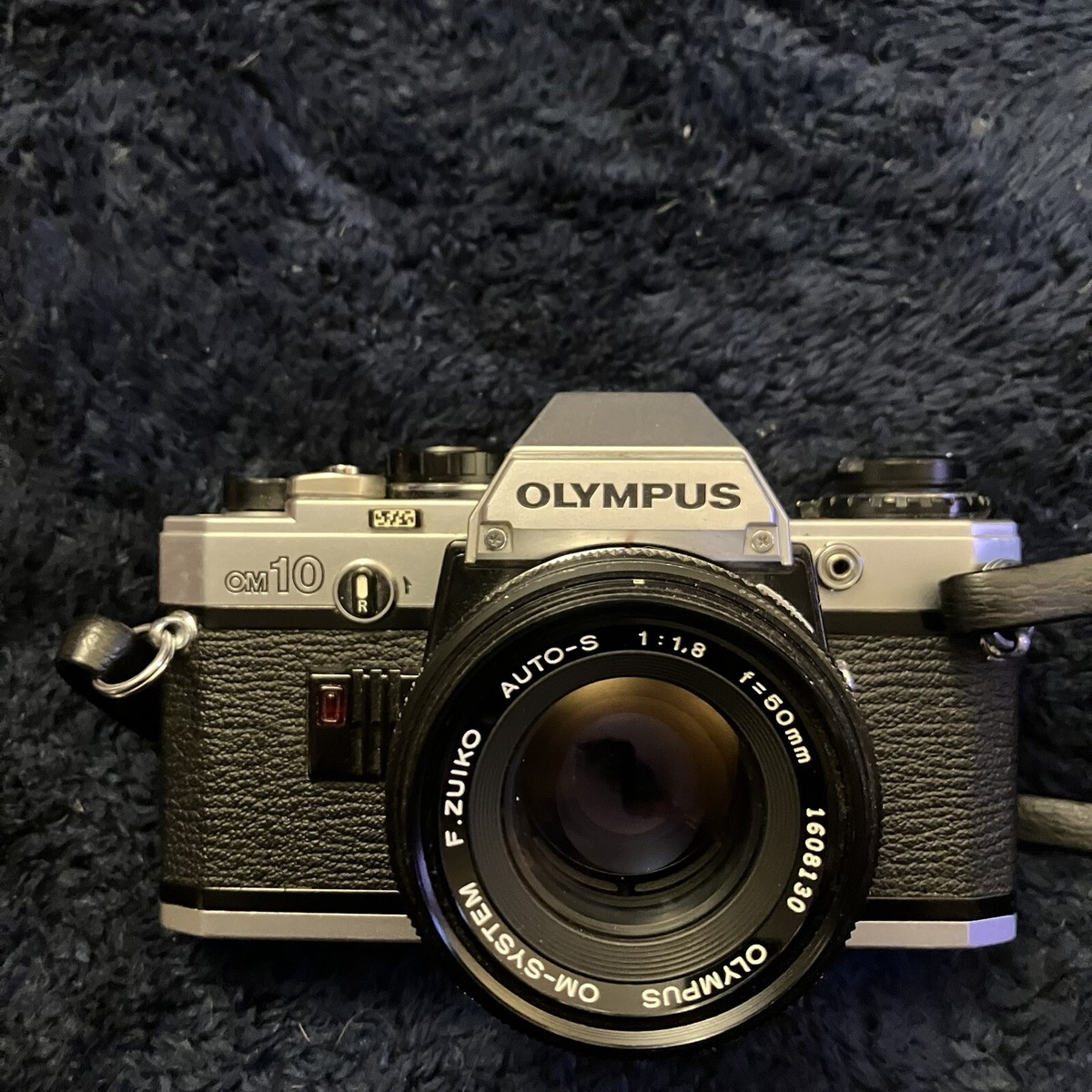 オリンパス　OM-10 50mm F1.8 OLYMPUS OLYMPUS OM10 ブラック / Zuiko MC AUTO-S 50mm F1.8 オリンパス