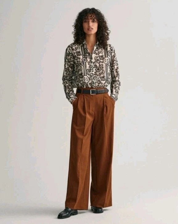 Camisa Gant Calce Relajado Estampado Encaje Algodón Seda Blanco y Negro para Mujer. Talla UK 14. Foto 3 de 4