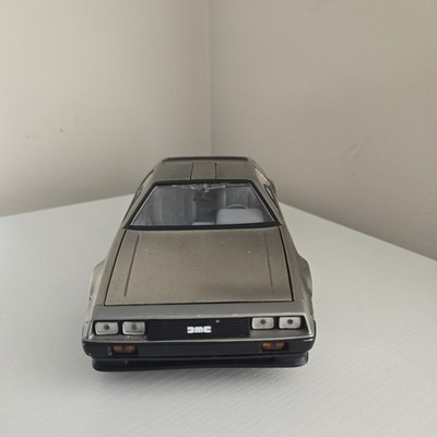 1981 De Lorean LK ミニカー s-l400.jpg