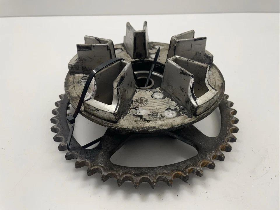 ♻️ Triumph 955 Tiger 955i 2001 - 2006 Rear Wheel Sprocket Hub Carrier ♻️ - Image 4 of 4