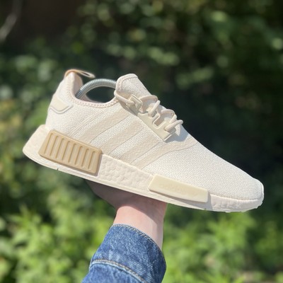 Adidas Originals NMD R1 Women's Running Shoe Athletic