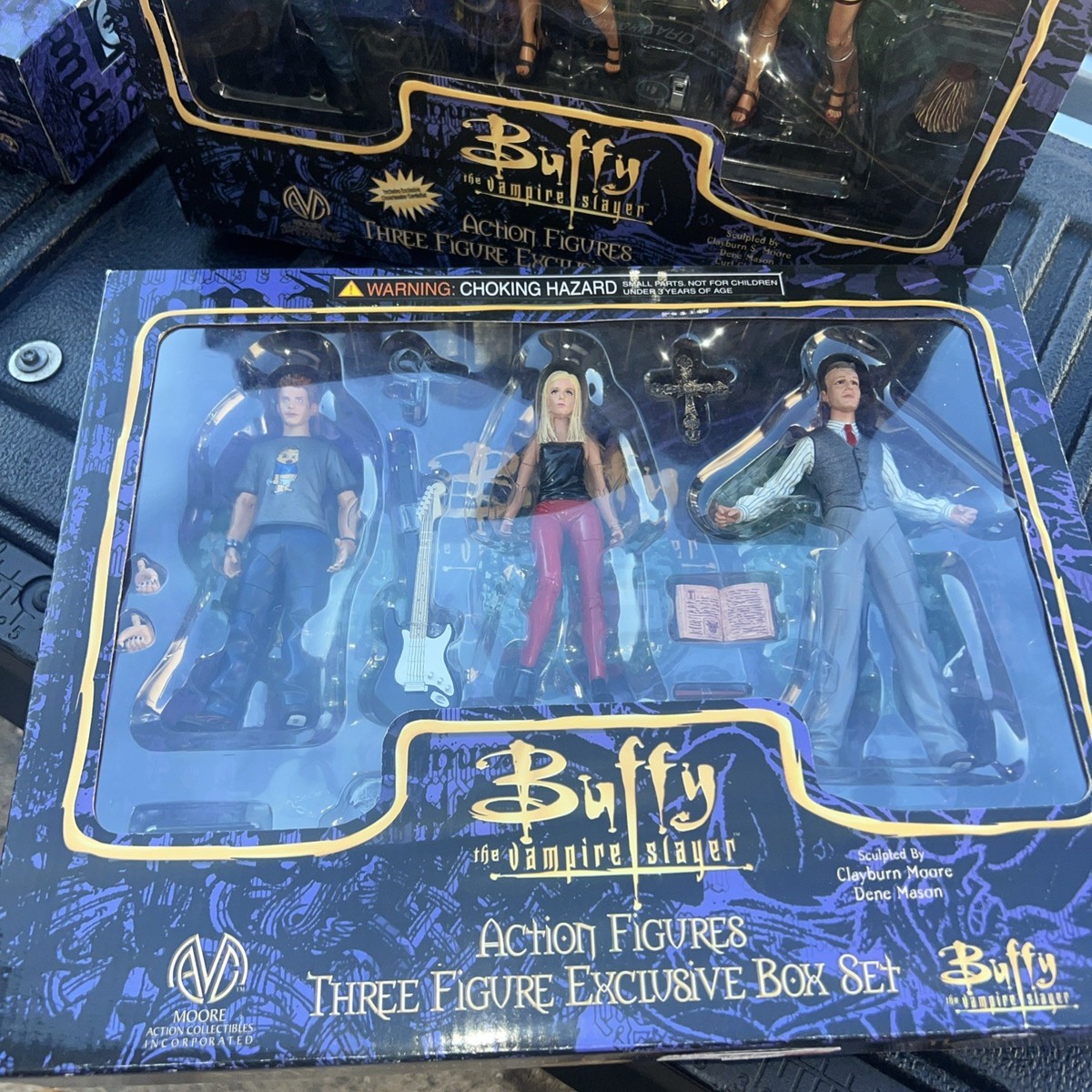 120 Buffy the Vampire Slayer 3体セット Buffy the Vampire Slayer Action Figures Set Oz Giles Moore