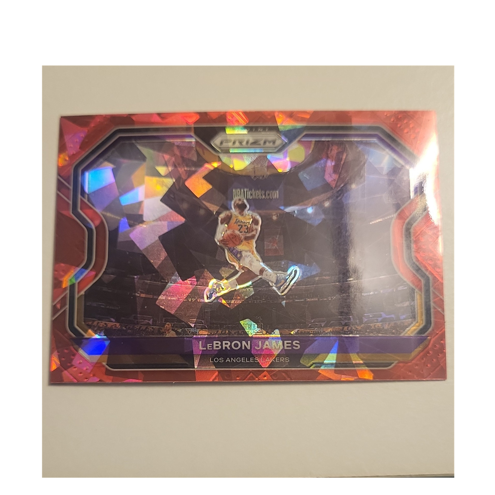 Panini 2020-21 Prizm Red Cracked Ice LeBron James #1 Los Angeles Lakers NBA Card