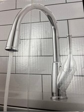 Delta Classic Chrome Single Handle Deck-mount Pull-down Kitchen Faucet w/Sprayer