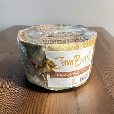 Java Batik Maywood Studio Quilting Fabric Jelly Roll 2.5'' Strips, 40 pcs GOLD