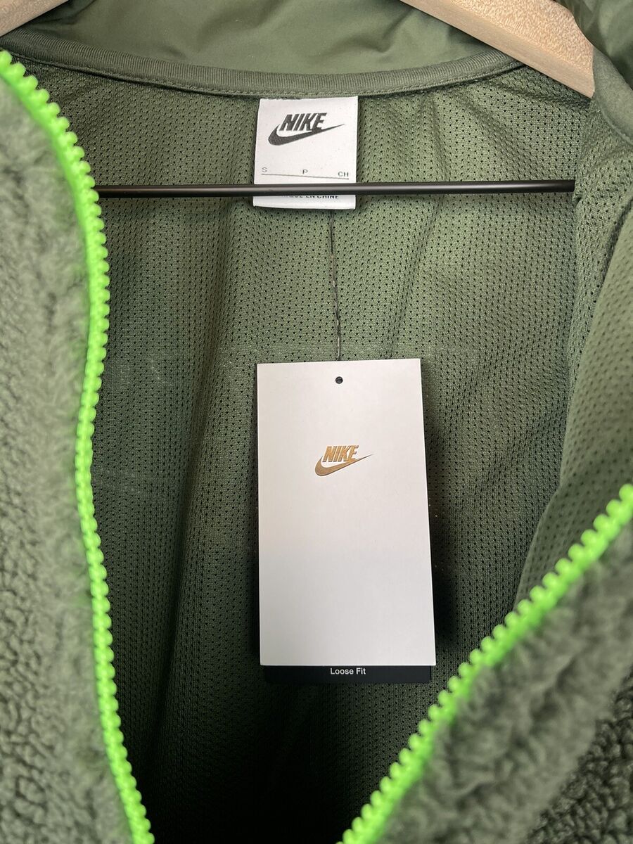 Nike Mens Sportswear Sherpa Half Zip Jacket Carbon Green Nike Mens Sportswear Sherpa Half Zip Jacket Carbon Green