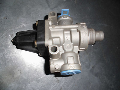 DRUCKREGLER WABCO 9753034690 MERCEDES 0024316506