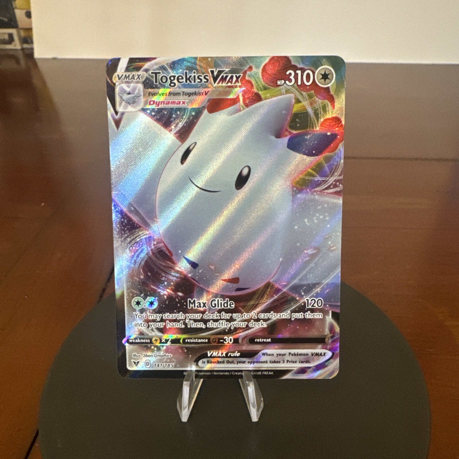 Togekiss VMAX 141/185 Swsh04: Vivid Voltage Holo