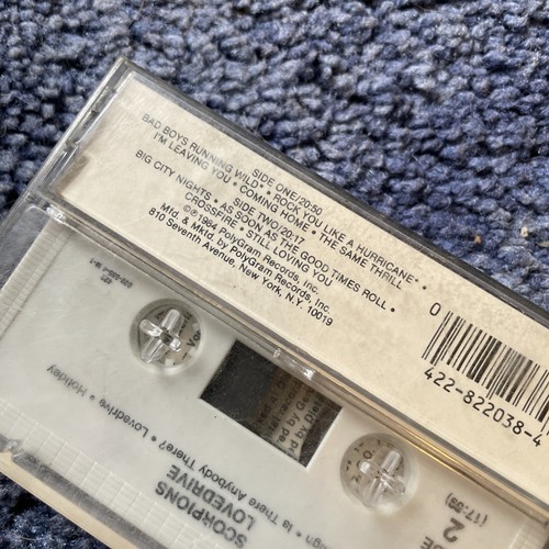 The Scorpions Love at First Sting 1984 Cassette tape RARE ALTERNATE COVER - Picture 2 of 2