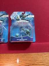 Skylanders Figures Bundle With Portal