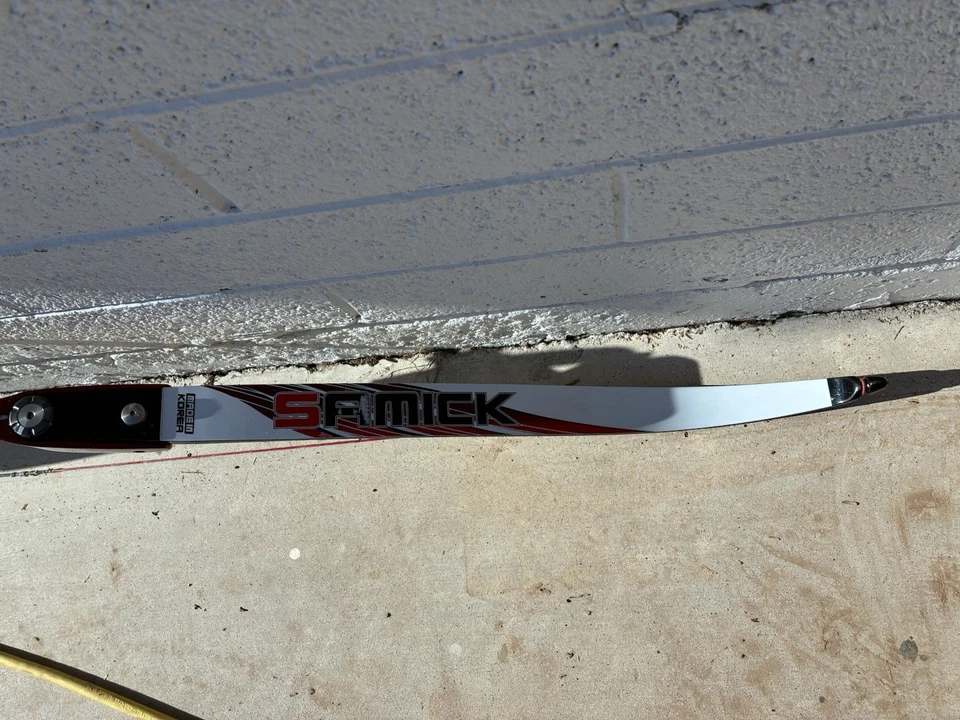 Elevador Avante 25 pulgadas Samick Extreme Foam Core carbono extremidades medianas listo para disparar Foto 4 de 4