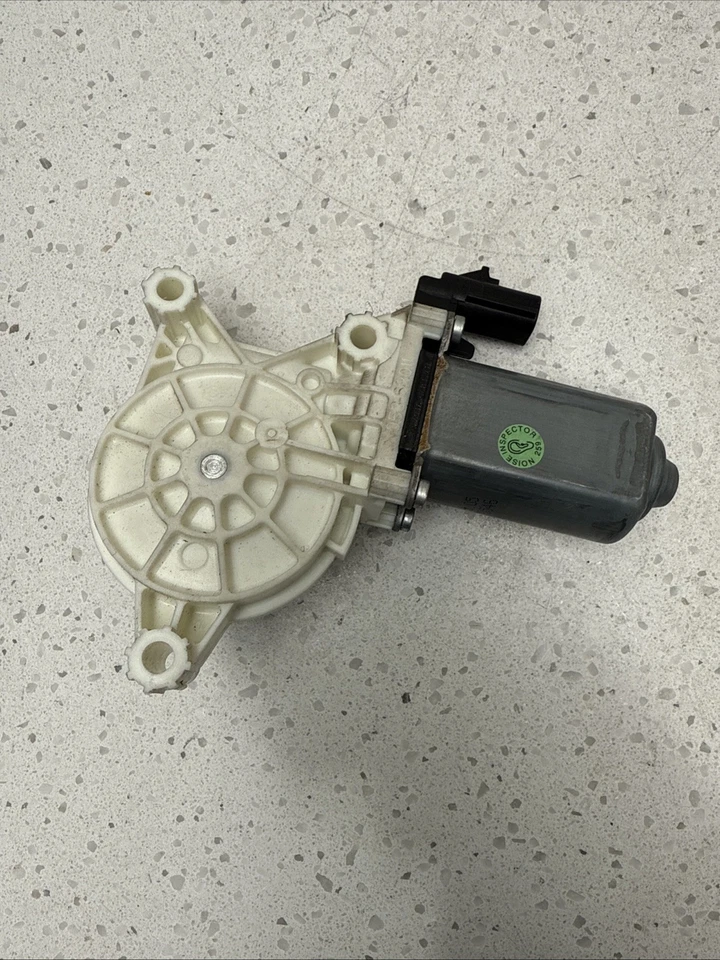 07-18 Jeep JK Wrangler OEM Driver Power Window Motor Front or Rear Door - Image 4 of 4