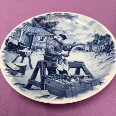 Vintage 1984 Ter Steege Delft-Blauw Country Szene Clog Herstellung Wandteller.  (B15)