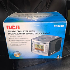 RCA RP3740 Stereo CD Player Clock Radio Digital AM/FM Snooze Silver AS IS