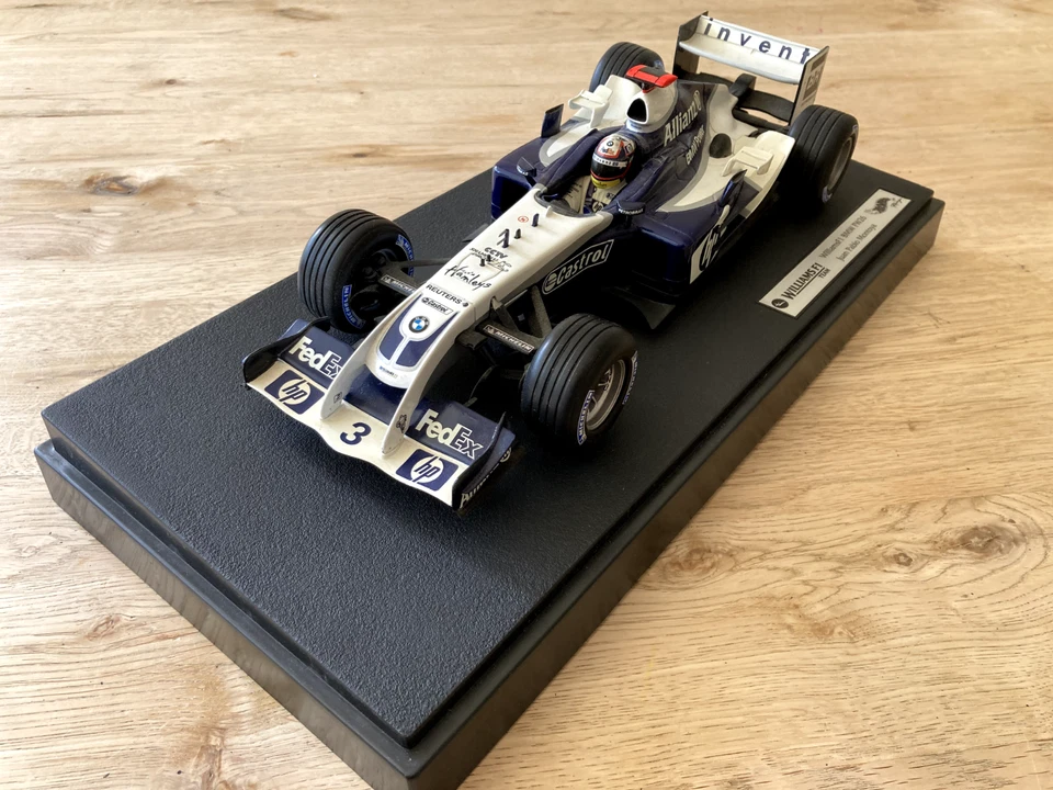 1:18 F1 Formula 1 WILLIAMS FW26 (Walrus Nose) Juan Pablo Montoya (Hot Wheels) - Image 2 of 4