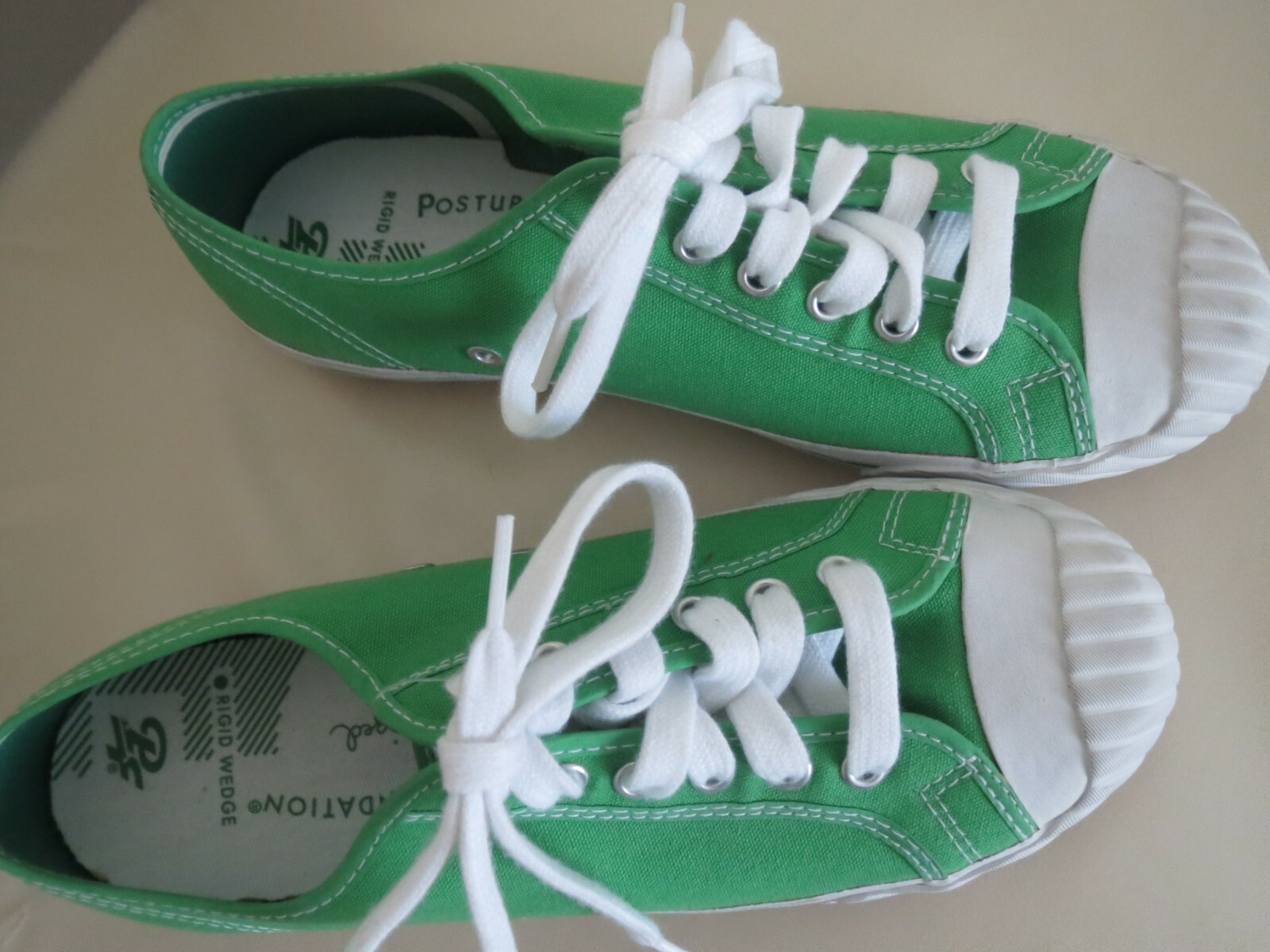 pf flyers low top