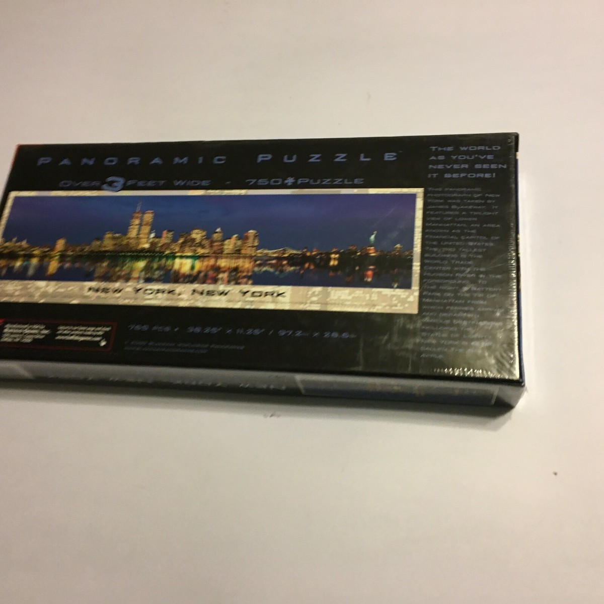 New York City Skyline Twin Towers 750 Piece Panoramic Puzzle