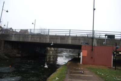 Photo 6x4 Regents Canal - Roman Road Bridge Bethnal Green  c2012