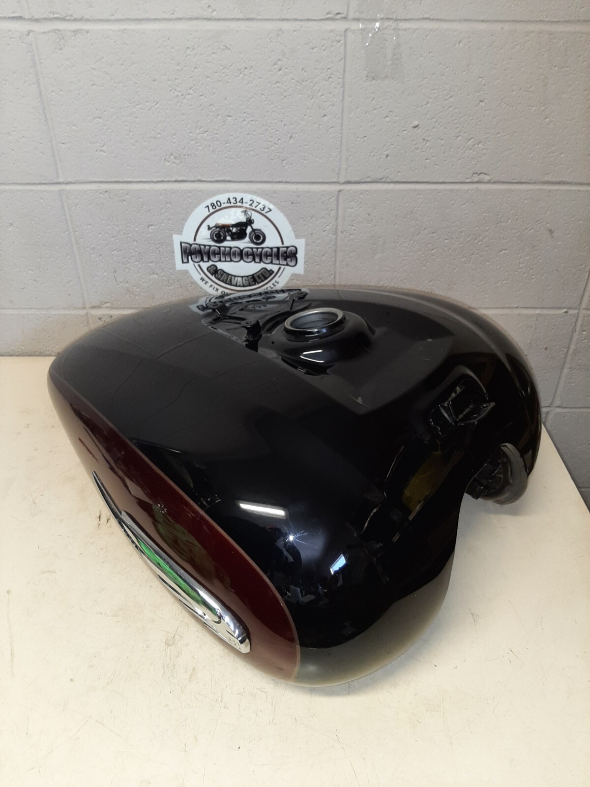 2004 Honda VTX1800 gas Fuel Tank Vtx 1800 eBay