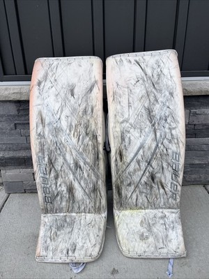 Used Bauer Hyperlite 2 Pro Custom Leg Pads Size Medium 34+