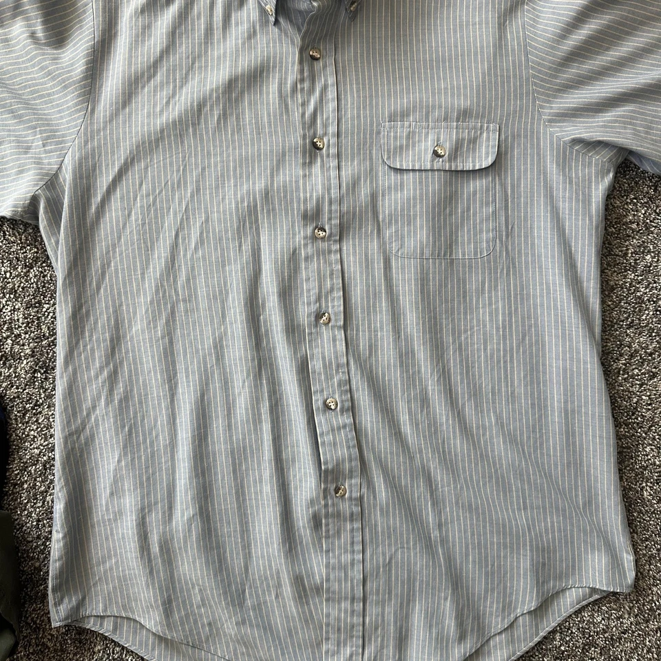 Camisa Levis Para Hombre Grande Azul Blanco Rayas Manga Corta Bolsillo Abotonado Corea Foto 3 de 4
