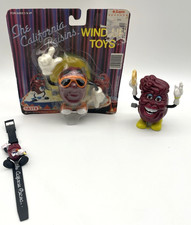 Lot of 3, 1988 CALIFORNIA RAISINS Windup Toys and Watchband