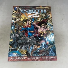 Earth 2 Vol. 1: The Gathering (The New 52) by James Robinson: Used