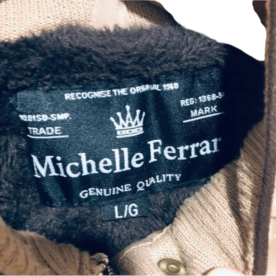 Chaleco de invierno acolchado dorado y marrón Michelle Ferrar para mujer talla L usado Foto 2 de 4