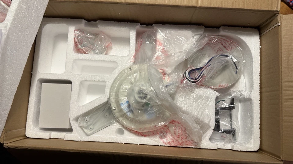 Minka Aire F727-WHF Rudolph 52" Indoor FLAT WHITE Ceiling Fan (SEE PHOTOS) - Image 3 of 3