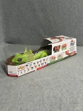 Zuru Robo Alive - Green Frilled Neck  Lizard NIB
