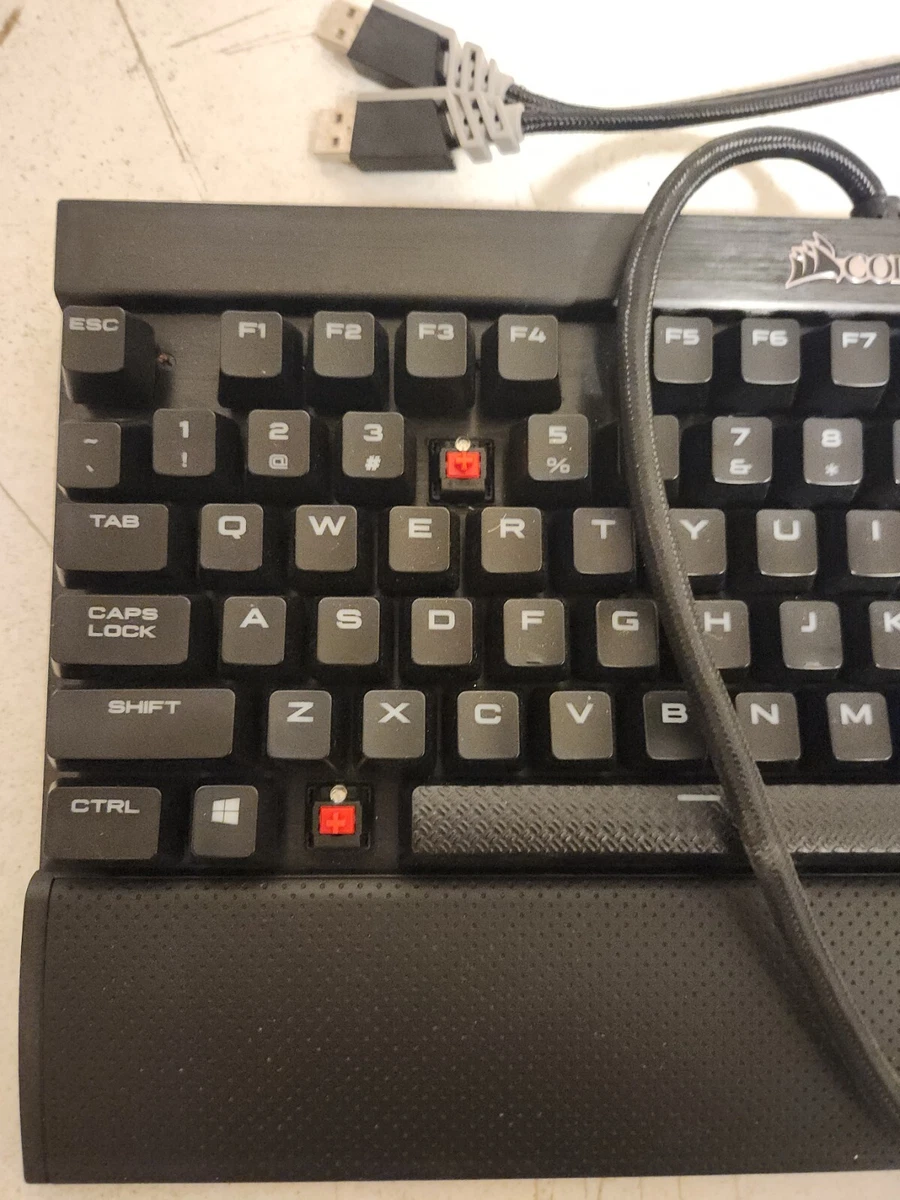 Corsair K70 LUX RGB Mechanical Keyboard - Cherry MX Red Switches