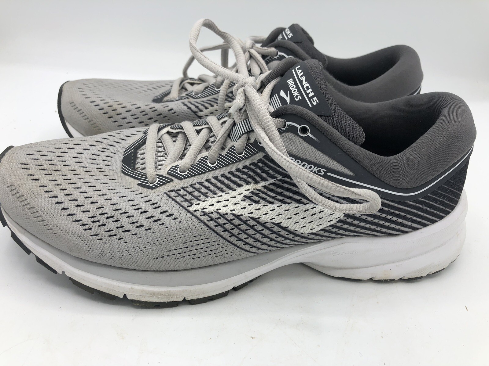 brooks womens launch 5
