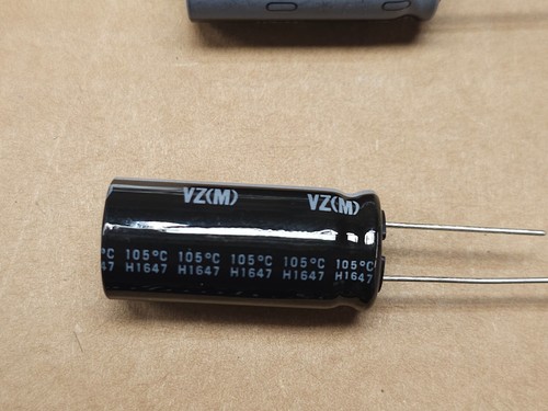 (10 pcs) UVZ2W330MHD Nichicon, Aluminum Capacitor, 33uF 20% 450V - Picture 3 of 3