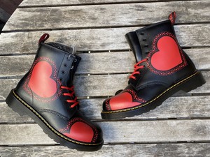 dr martens delaney boots