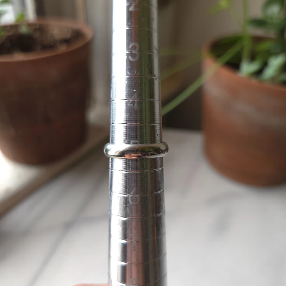 Alianza de boda gruesa de oro blanco macizo de 14K - tamaño 5 - 4 mm de ancho, 2 mm de profundidad | 3,46 g Foto 4 de 4